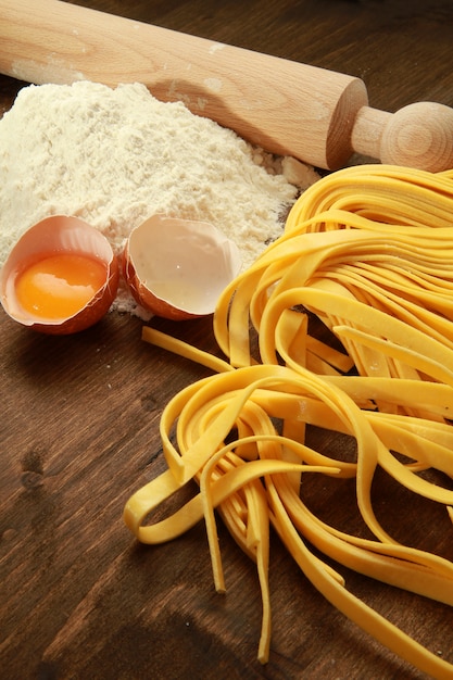 pasta zelfgemaakt met ingrediënten