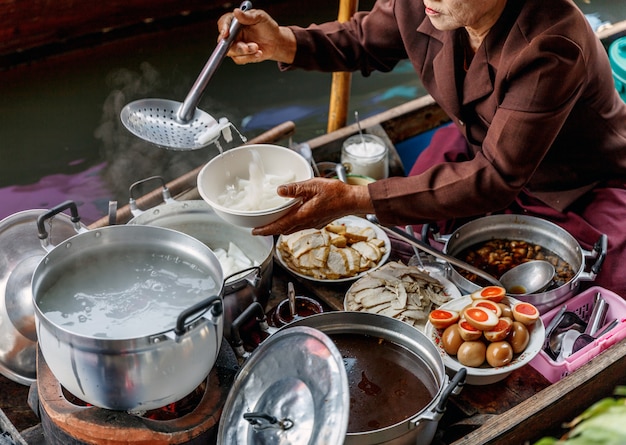 Paste of rice flour or boiled Chinese pasta square is the breakfast 