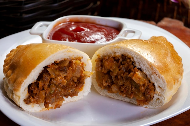 Pastry stuffed with meat empanada