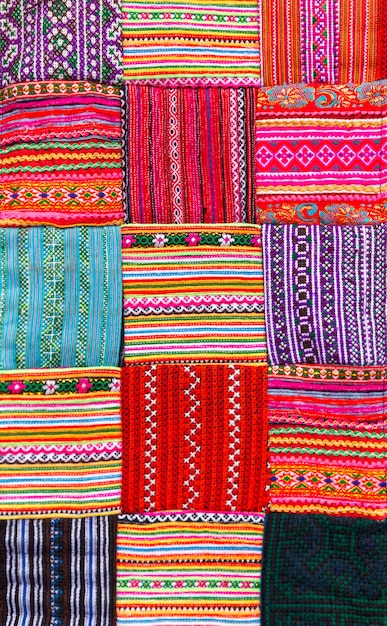 Лоскутное одеяло в многоцветном азиатском стиле