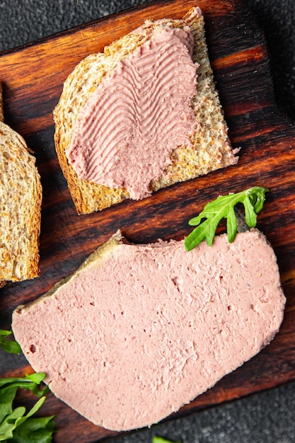 Foto pate met foie gras gevogelte lever gezond eten koken aperitief maaltijd eten snack op tafel