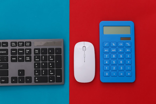 PC keyboard with calculator on red blue