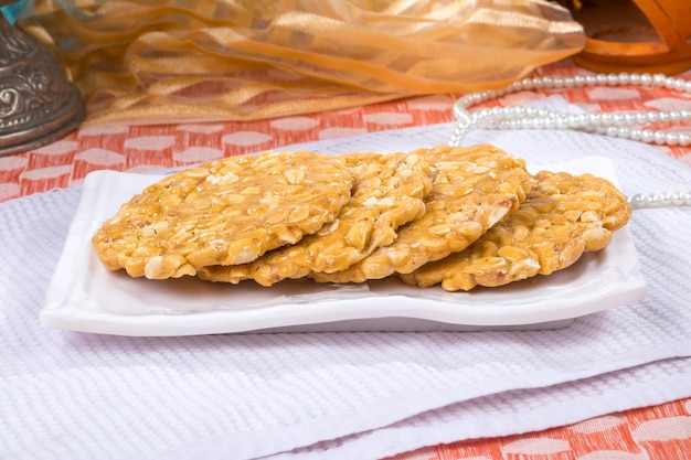 Peanuts Chikki