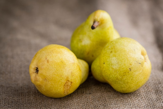 Pears selective focus