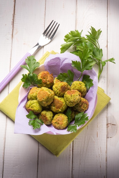 Polpette vegetariane di piselli