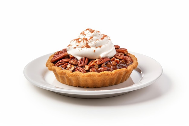 Pecan pie met whipped cream en pecans op een witte of heldere oppervlakte PNG doorzichtige achtergrond