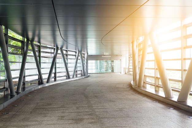 Pedestrian walkway