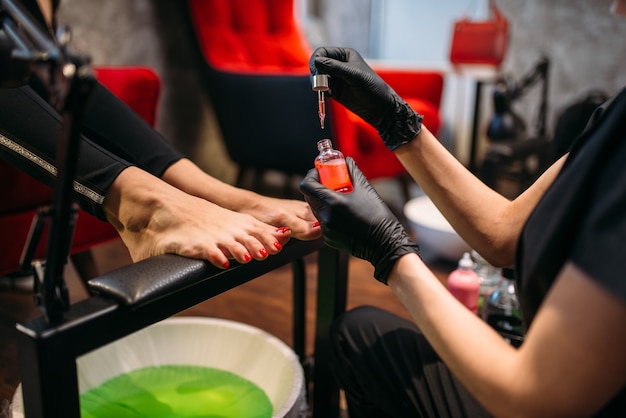 Pedicure die cosmetische procedure doet