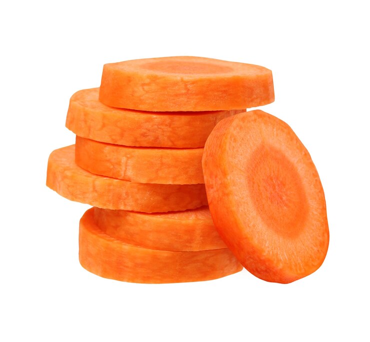 Photo peeled raw carrots isolated on a white background
