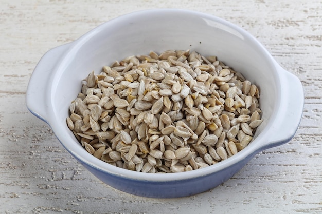 Peeled sunflower seeds