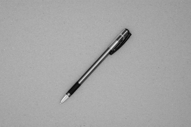 Ручка на переработанной бумаге