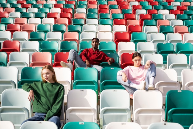 Photo people in grandstands