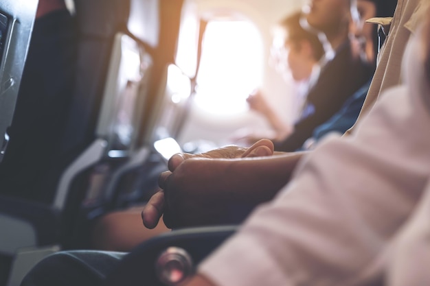 写真 飛行機にいる人たち