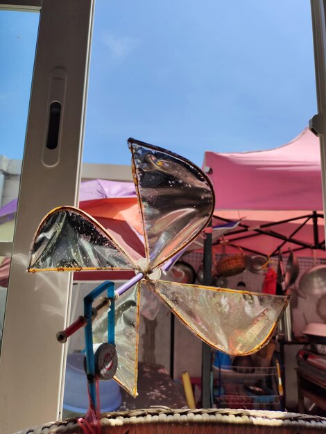 Photo people at market stall against sky