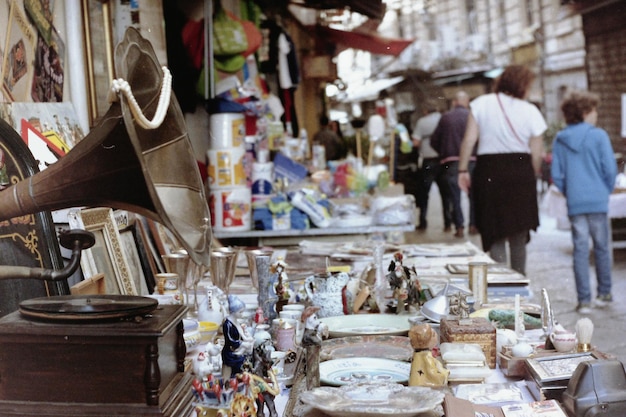 Foto persone al mercato