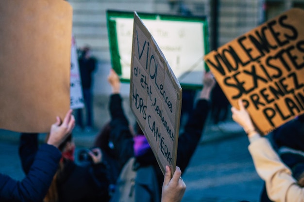 Photo people protesting in city