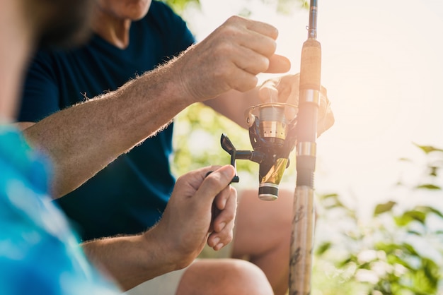 People relax and pull on fishing line.