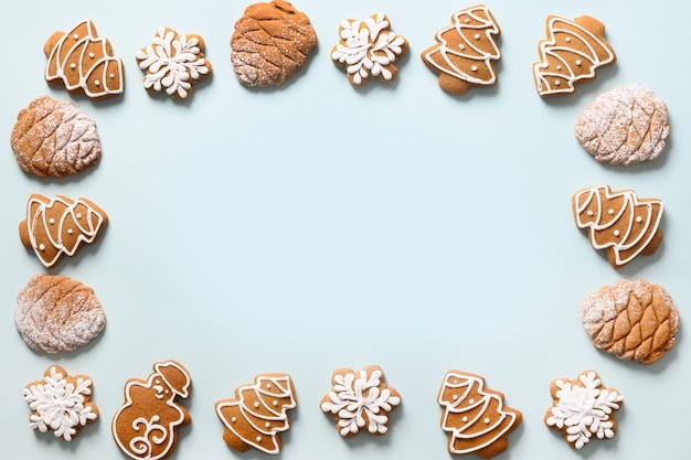 Peperkoek kerstkoekjes in blauw