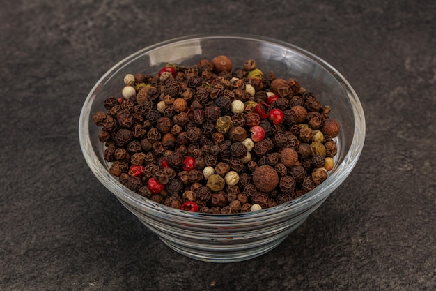 Peppercorn heap in the bowl