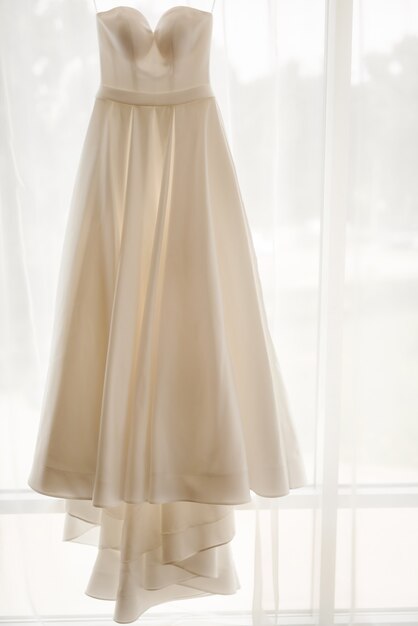 Идеальное свадебное платье в день свадьбы