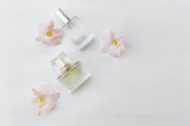 Perfume and perfume bottle with pink flowers