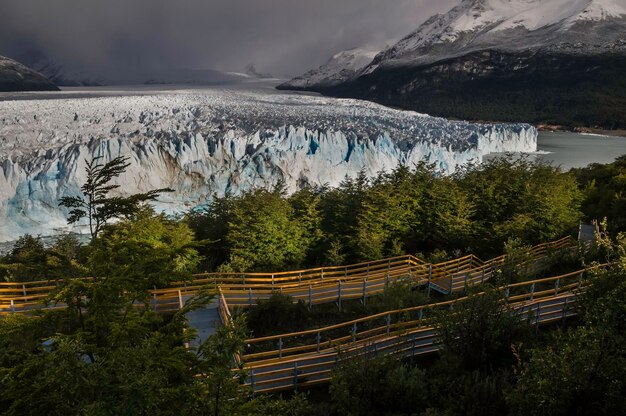 Ледник Перито-Морено Национальный парк Лос-Гласиарес Провинция Санта-Крус Патагония Аргентина