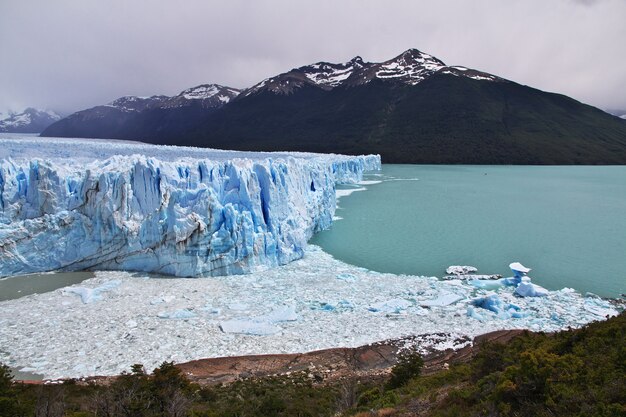 Perito Moreno-gletsjer dichtbij El Calafate in Patagonië van Argentinië