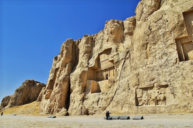 Persepolis / Iran - 30 sep 2012: Nagsh-e Rostam-graf en necropolis in Persepolis, Iran