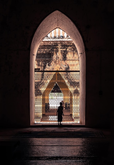 Persoon in de tempel