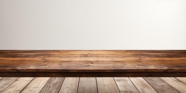 Foto perspettiva di un tavolo di legno invecchiato su sfondo bianco