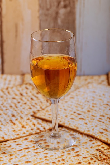 Concetto di celebrazione di pesah vacanza pasquale ebraica pesach matza