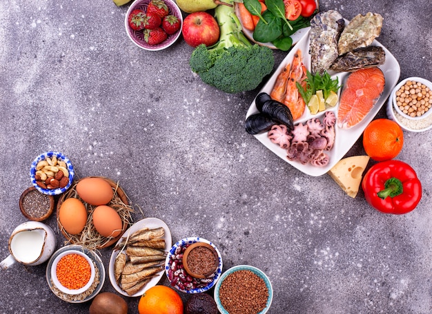 Pescetarisch dieet met zeevruchten, fruit en groenten