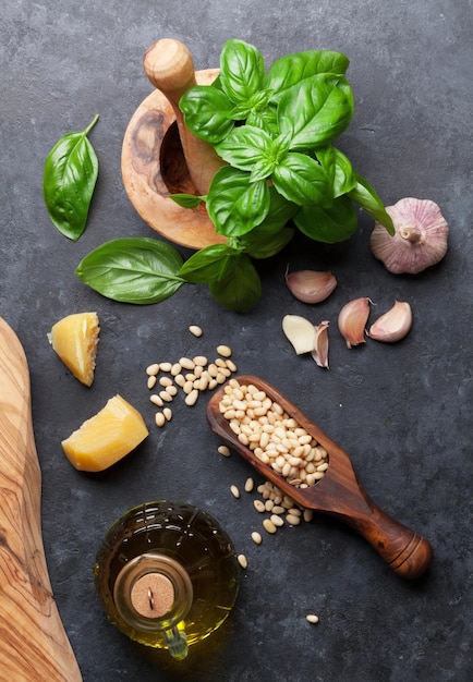 Pesto saus ingrediënten