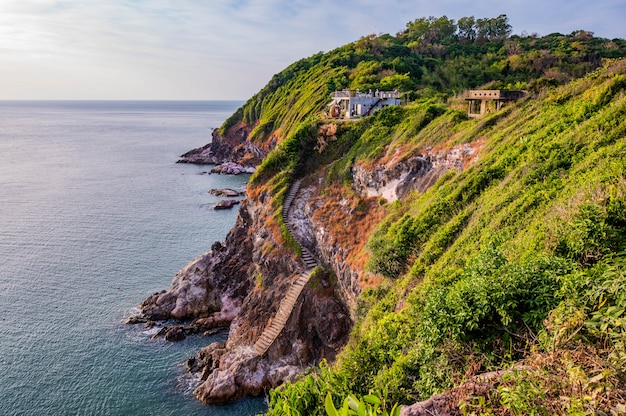 Foto punto di vista di pha sukniran, chanthaburi, tailandia