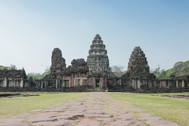 Photo phimai historical park in nakhon ratchasima thailand