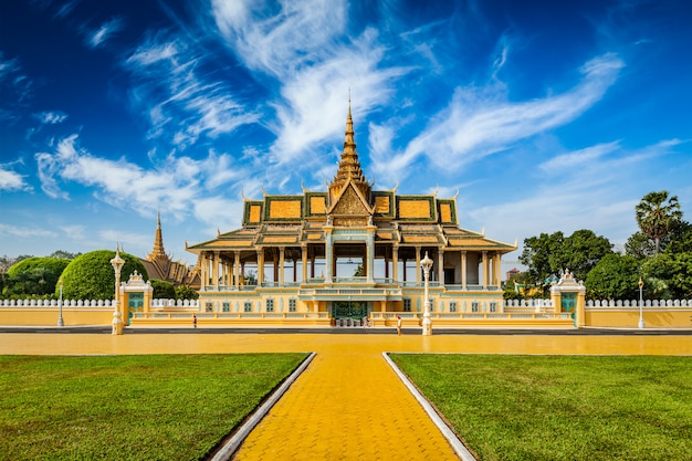 Phnom Penh Royal Palace-complex