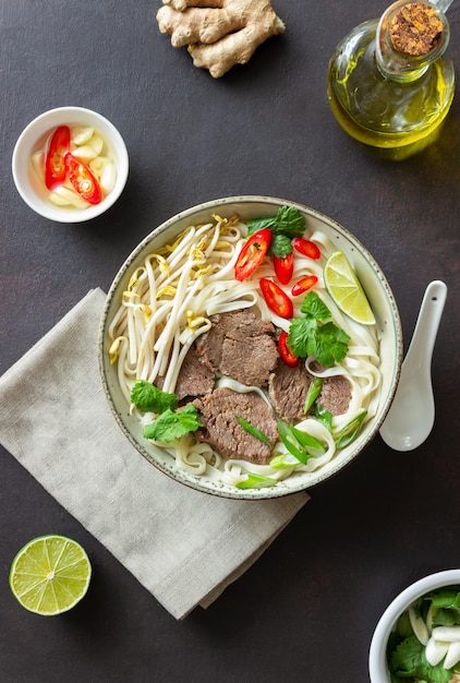 Pho Bo Vietnamese soep met rundvlees Aziatisch eten Nationale keuken