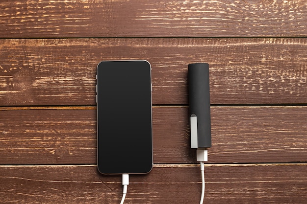 Phone mobile connect to battery power bank