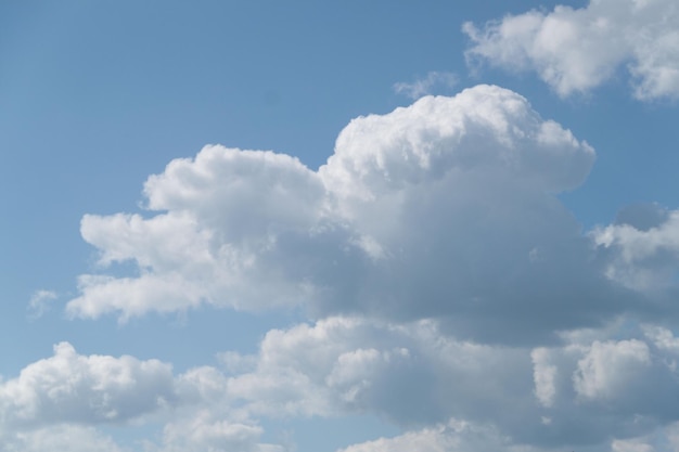 曇り空の写真 空の背景 自然の雲