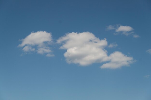 曇り空の写真 空の背景 自然の雲