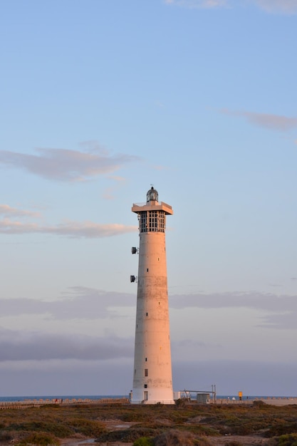 Photo Picture of an Old Lighthouse near the Sea