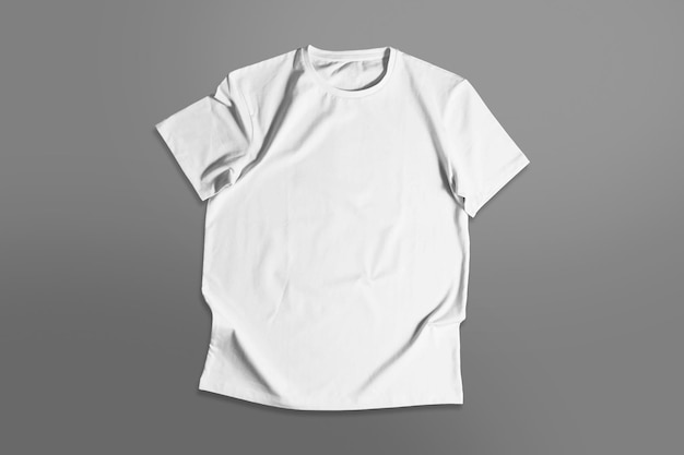 白いTシャツのモックアップデザイン