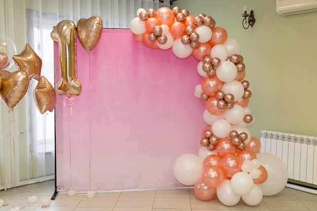 Photo photo zone with balloons for the birthday of the child.