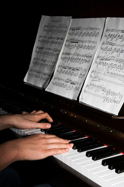 Pianist's hands