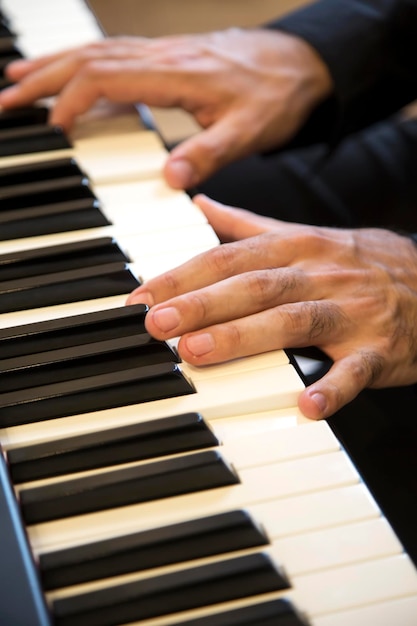 Piano player