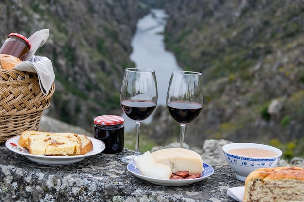 Photo picnic and landscape