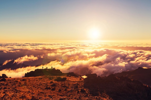 Pico Ruivo en Pico do Areeiro bergtoppen in Madeira, Portugal