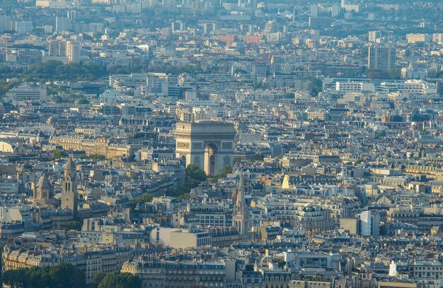 개선문(Ach de Triomphe)의 사진은 몽파르나스 타워(Montparnasse Tower)에서 촬영되었습니다.