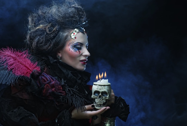 Picture a beautiful fantasy woman with skull.