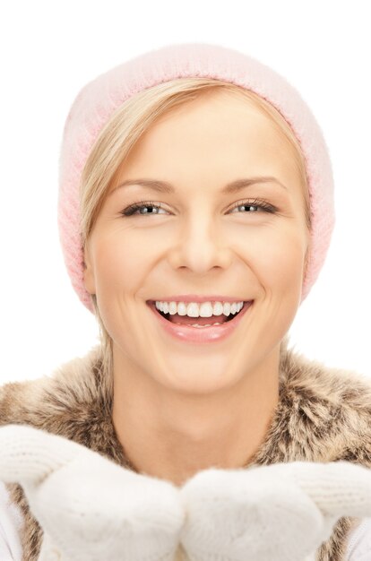 picture of beautiful woman in winter hat